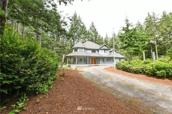 4937 Alpenglow DR NW, Bremerton, WA 98312