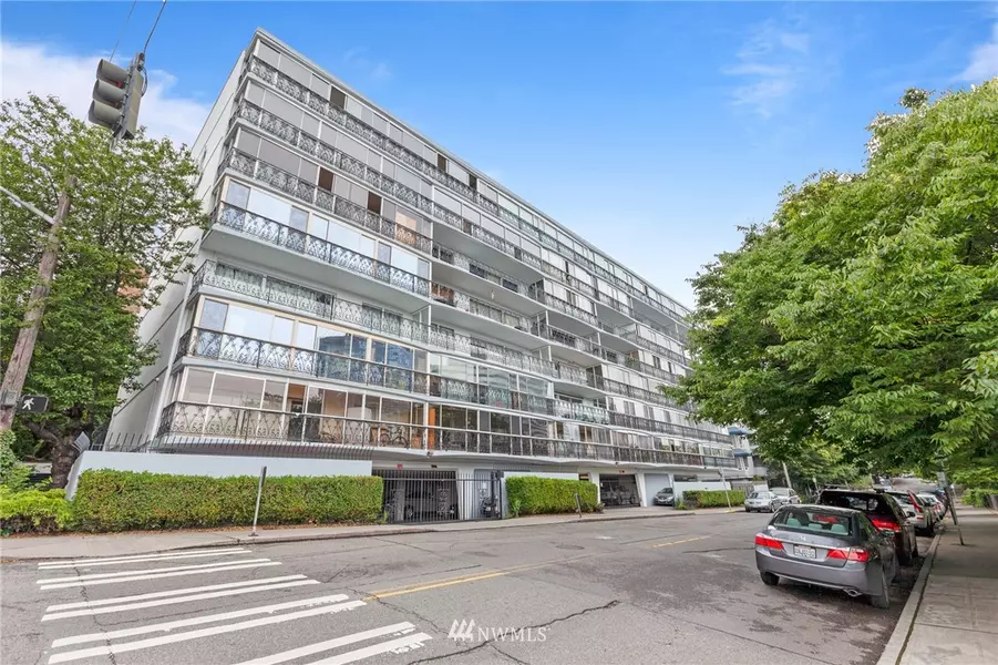 1740 Melrose AVE #604, Seattle, WA 98122