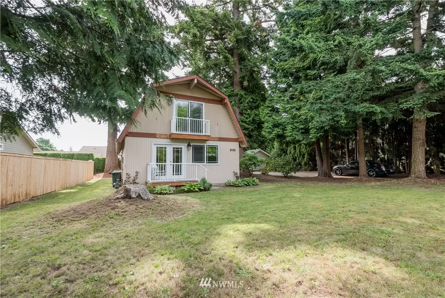 8102 Quinault RD, Blaine, WA 98230