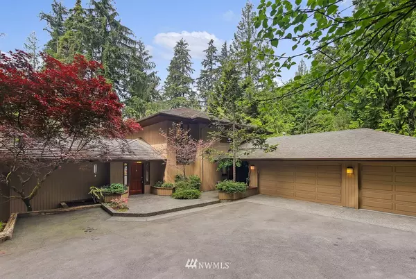 18115 214th AVE NE, Woodinville, WA 98077