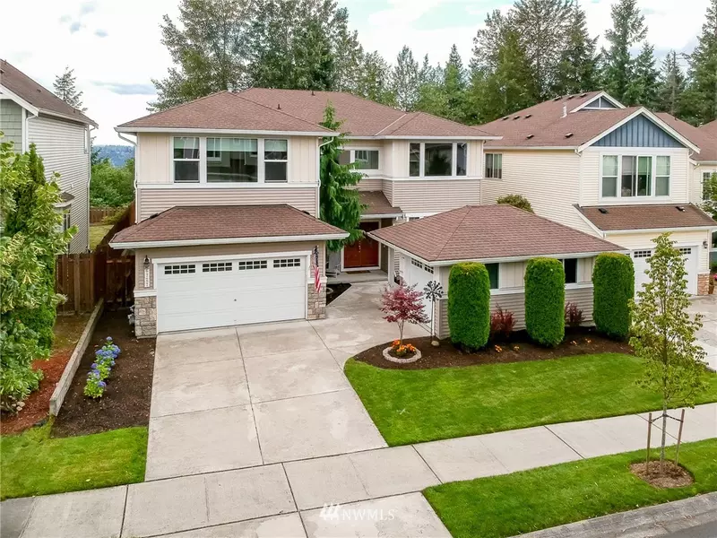 6727 Montevista DR SE, Auburn, WA 98092