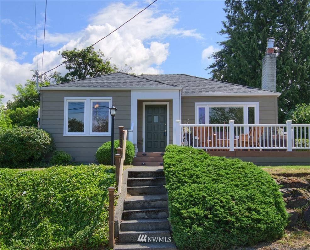 10038 42nd AVE SW, Seattle, WA 98146