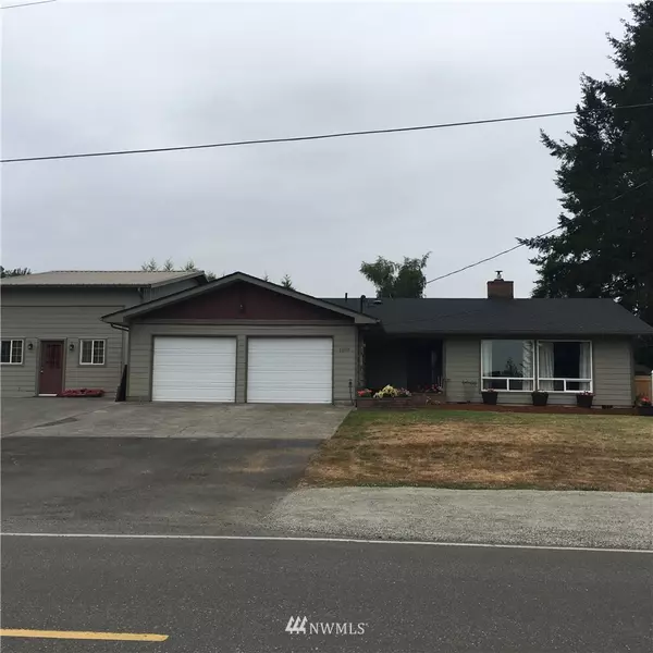 1809 Military RD, Centralia, WA 98531