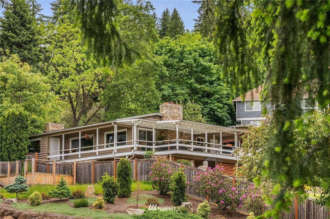 20118 NE 28th PL, Sammamish, WA 98074