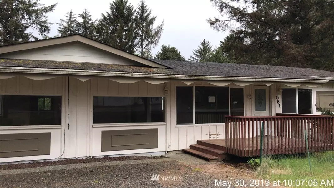 551 Mt Olympus AVE, Ocean Shores, WA 98569