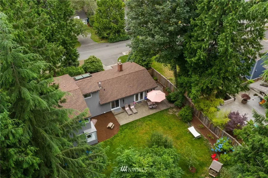 10428 129th AVE NE, Kirkland, WA 98033