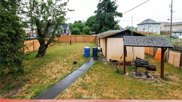 Tacoma, WA 98405,1917 S L ST