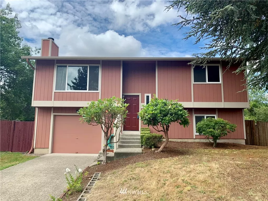 Kent, WA 98031,21013 127th PL SE