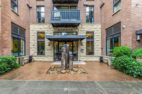 4116 California AVE SW #209, Seattle, WA 98116