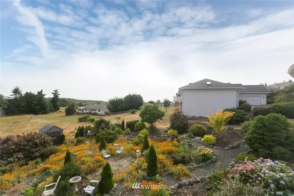 Sequim, WA 98382,131 Moonlight DR