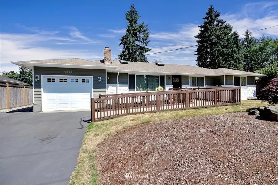 8519 Maple Lane, Edmonds, WA 98026