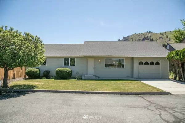 1339 Utah CT, Wenatchee, WA 98801