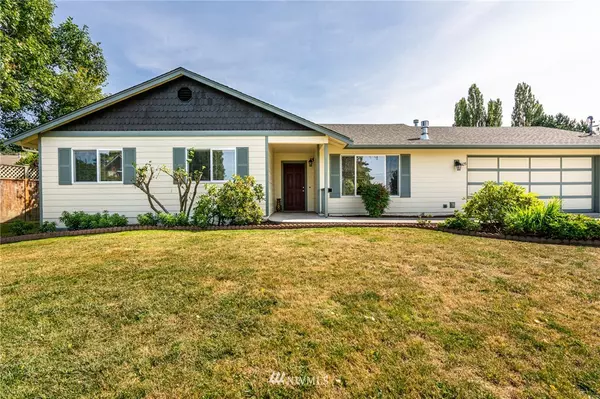 805 NE 8th ST, Coupeville, WA 98239