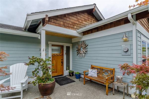 3642 Shorewood AVE, Greenbank, WA 98253