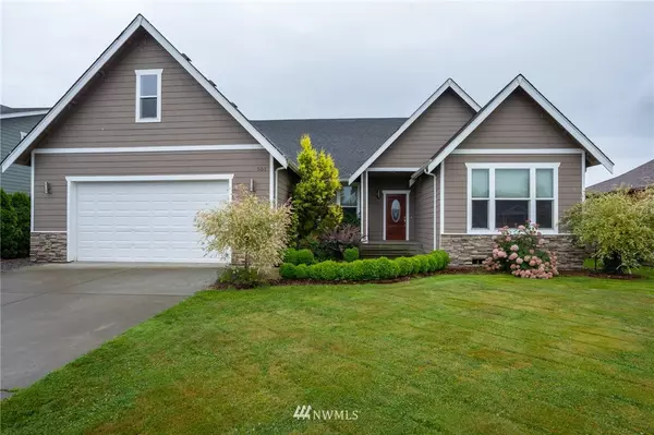 501 Harrison LN, Nooksack, WA 98276