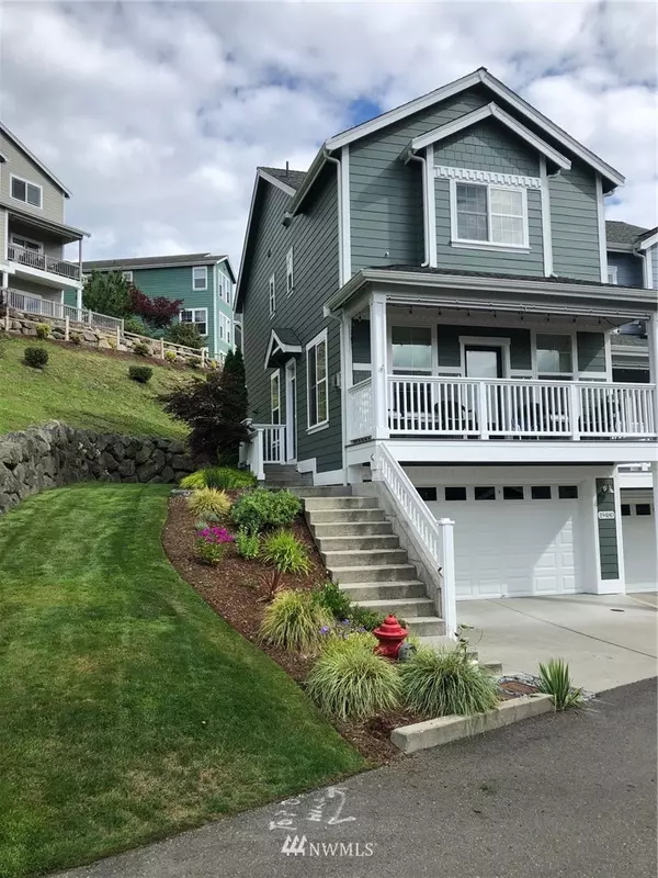 19480 Scoter LN NE, Poulsbo, WA 98370