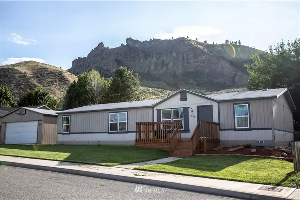 1350 Oak ST, Wenatchee, WA 98801