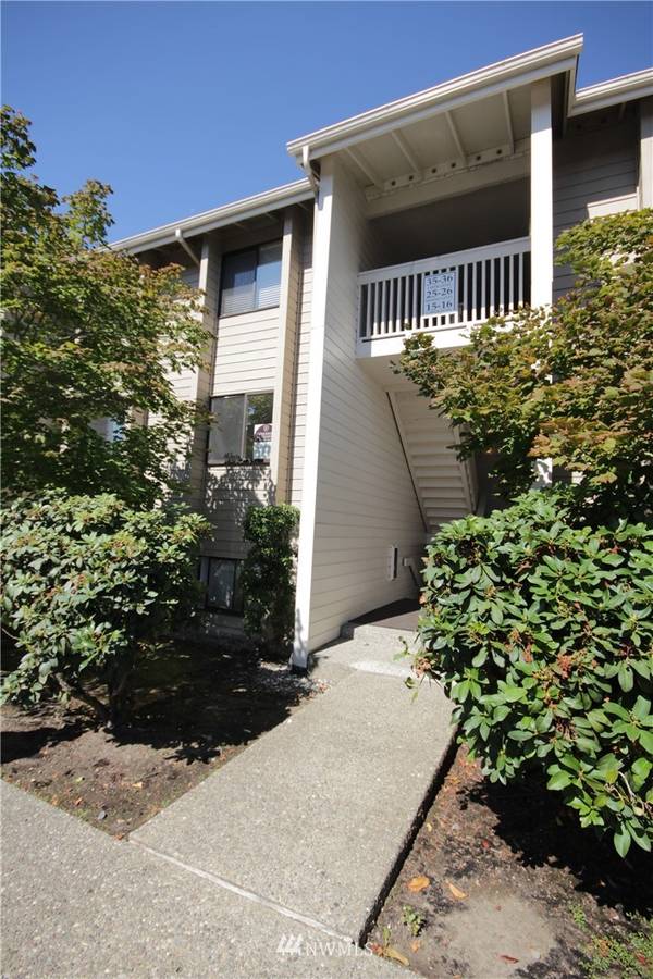 1315 S Puget Drive #C25, Renton, WA 98055