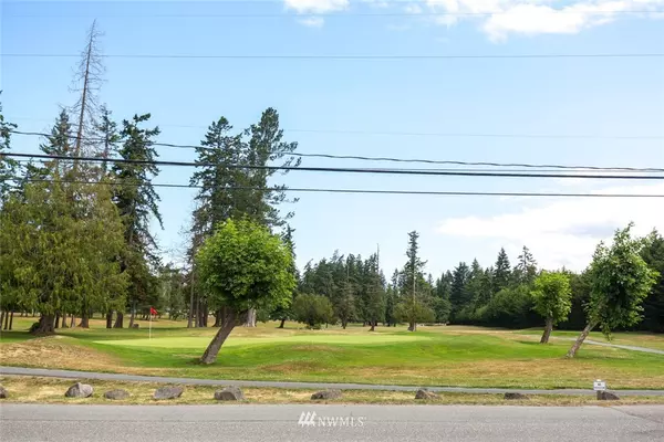 Port Angeles, WA 98362,924 S Golf Course RD