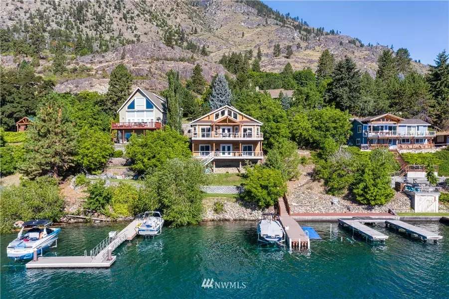 15884 S Lakeshore RD, Chelan, WA 98816