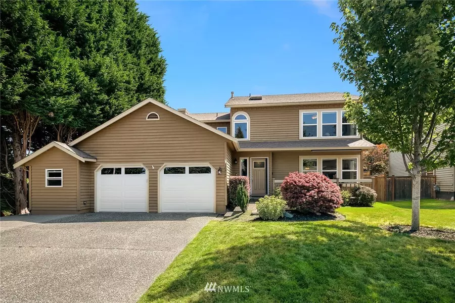 16822 126th AVE NE, Woodinville, WA 98072