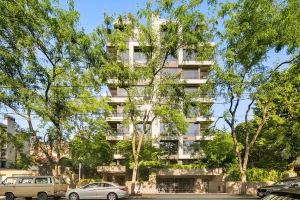 714 Bellevue AVE E #502, Seattle, WA 98102