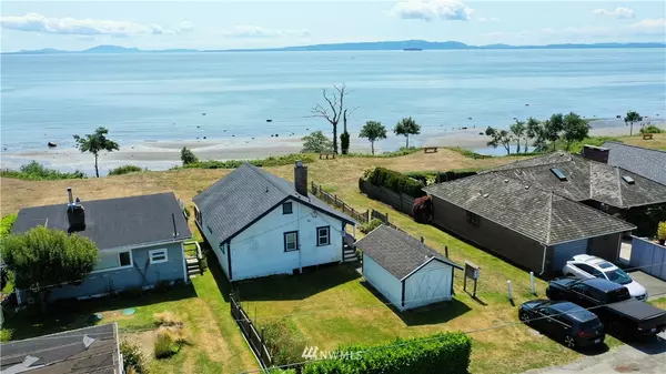 1981 Holiday LN, Point Roberts, WA 98281