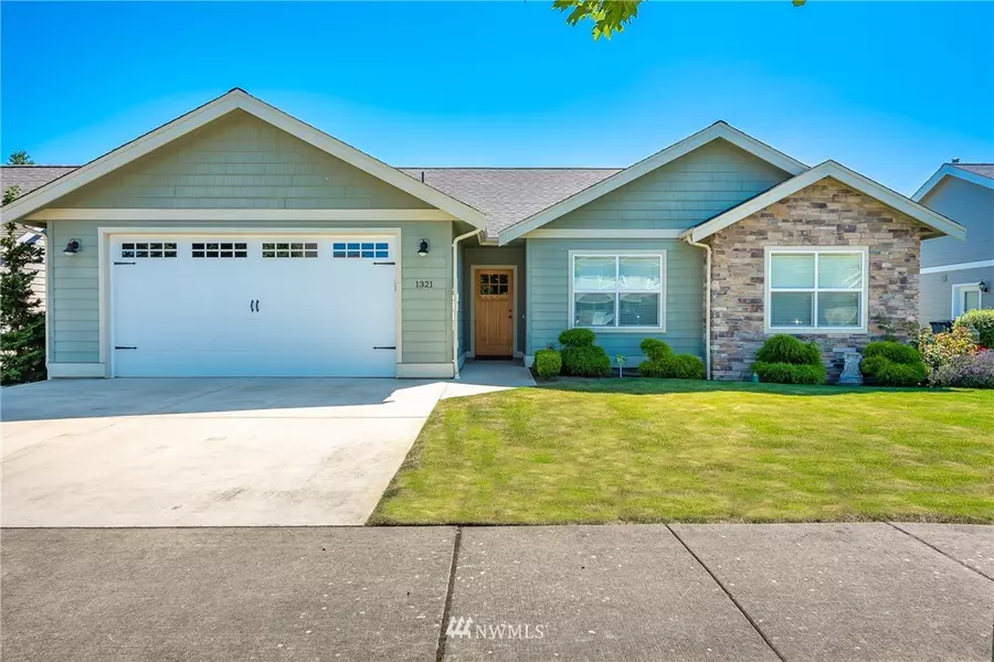 1321 Pearl LOOP, Lynden, WA 98264