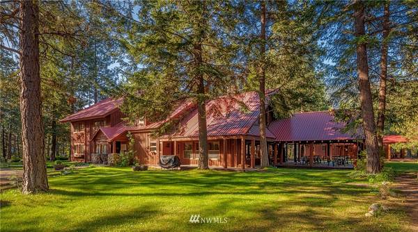 15 Country RD, Mazama, WA 98833