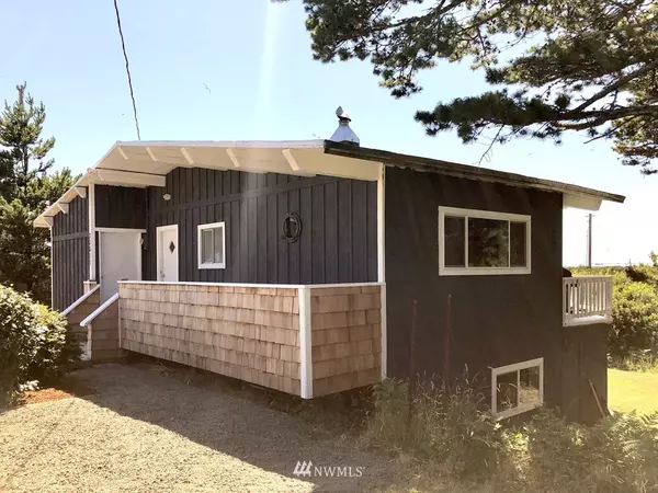 30611 K PL, Ocean Park, WA 98640