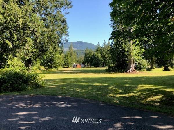 42875 Rivers Edge CT, Concrete, WA 98237