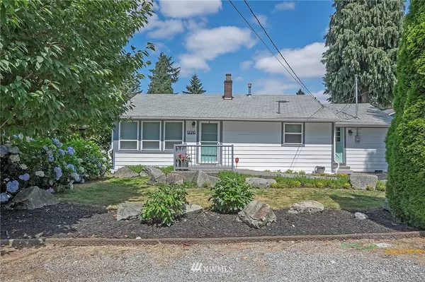 1226 S 130th PL, Seattle, WA 98168