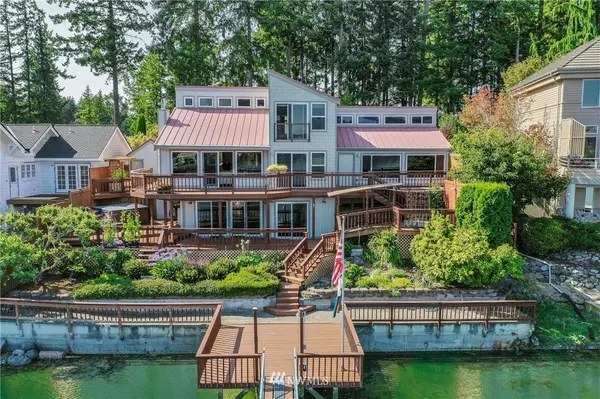 295 Shorewood CT, Fox Island, WA 98333