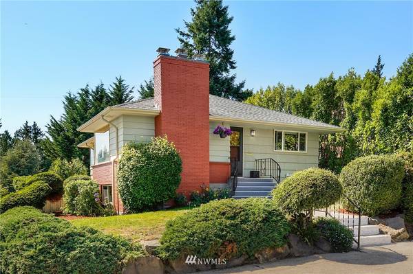 5455 46th AVE SW, Seattle, WA 98136