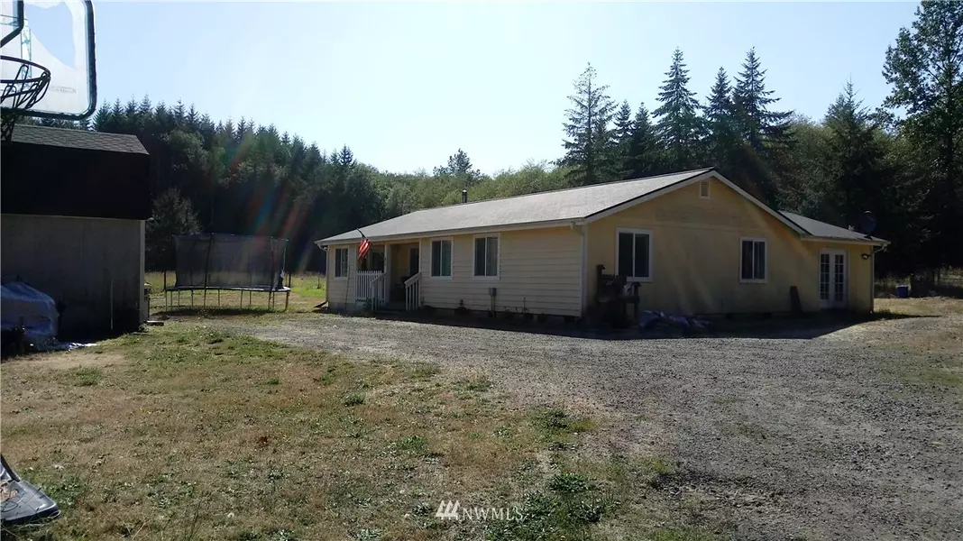 136 Topelt RD, Chehalis, WA 98532