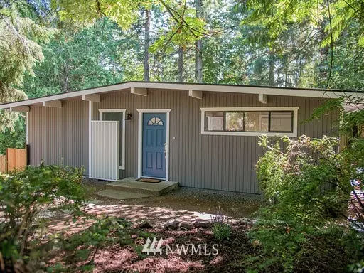 6114 34th ST NW, Gig Harbor, WA 98335