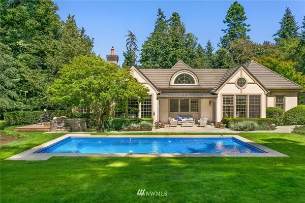 11233 Whitcomb PL, Woodway, WA 98020