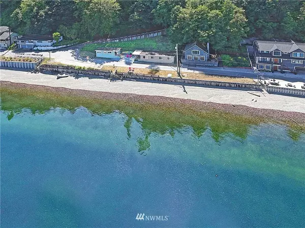 Camano Island, WA 98282,3222 Shoreline DR