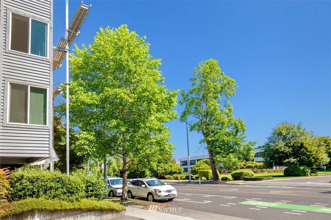 10329 Meridian AVE N #A-202, Seattle, WA 98133