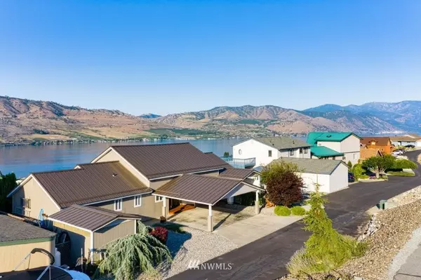 Chelan, WA 98816,206 Orchard View DR