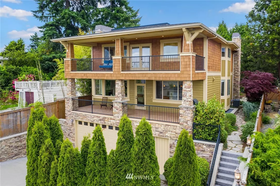 Kirkland, WA 98033,217 7th AVE W