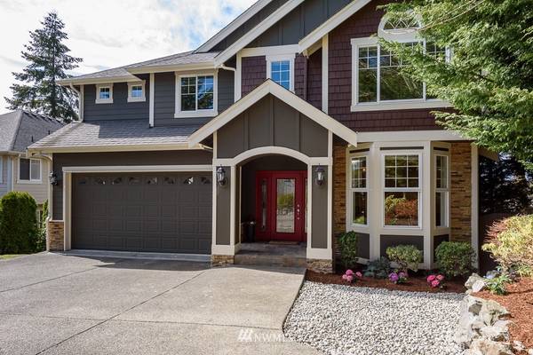 8230 NE 187th WAY, Kenmore, WA 98028