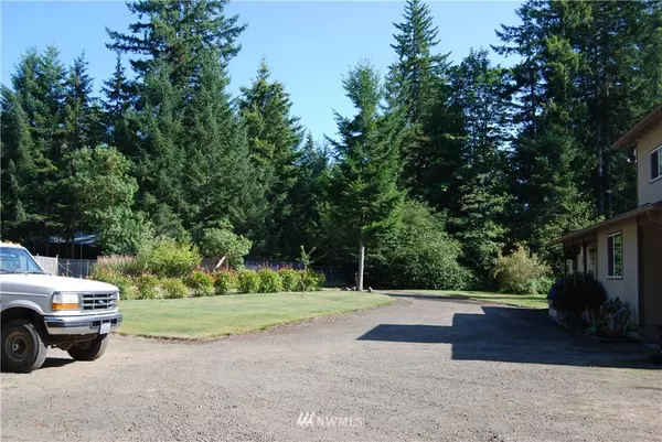 Belfair, WA 98528,180 E Firwood Heights LN