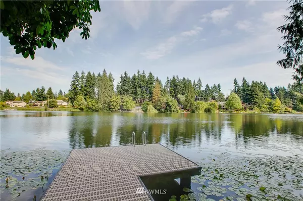 1126 N 198th ST #B204, Shoreline, WA 98133
