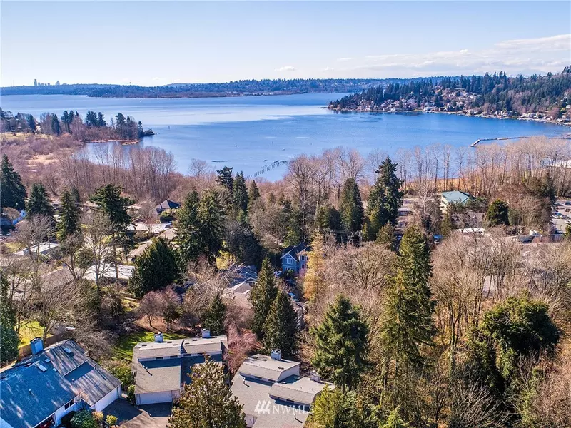 11318 101st PL NE, Kirkland, WA 98033