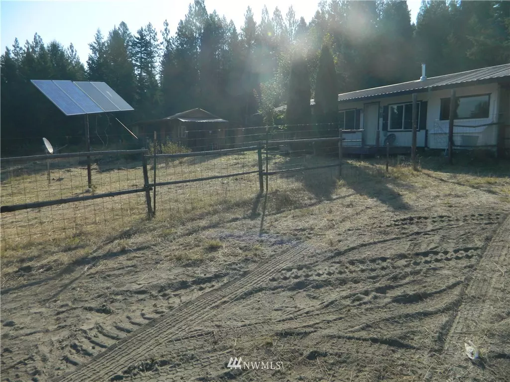 Tonasket, WA 98855,63 FS 30 RD