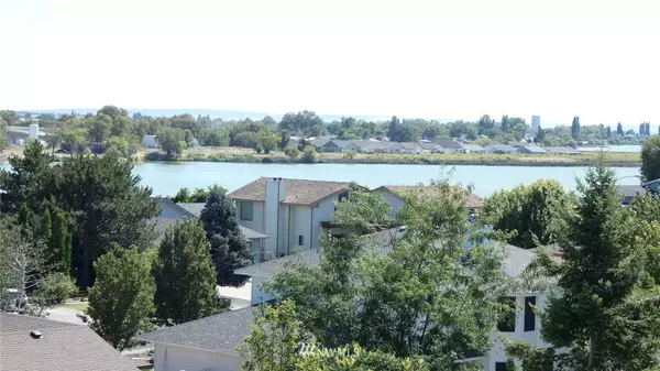 Moses Lake, WA 98837,1001 W Windrose DR