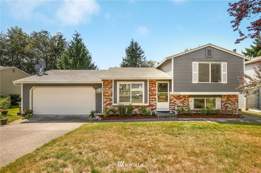 31625 9th PL SW, Federal Way, WA 98023