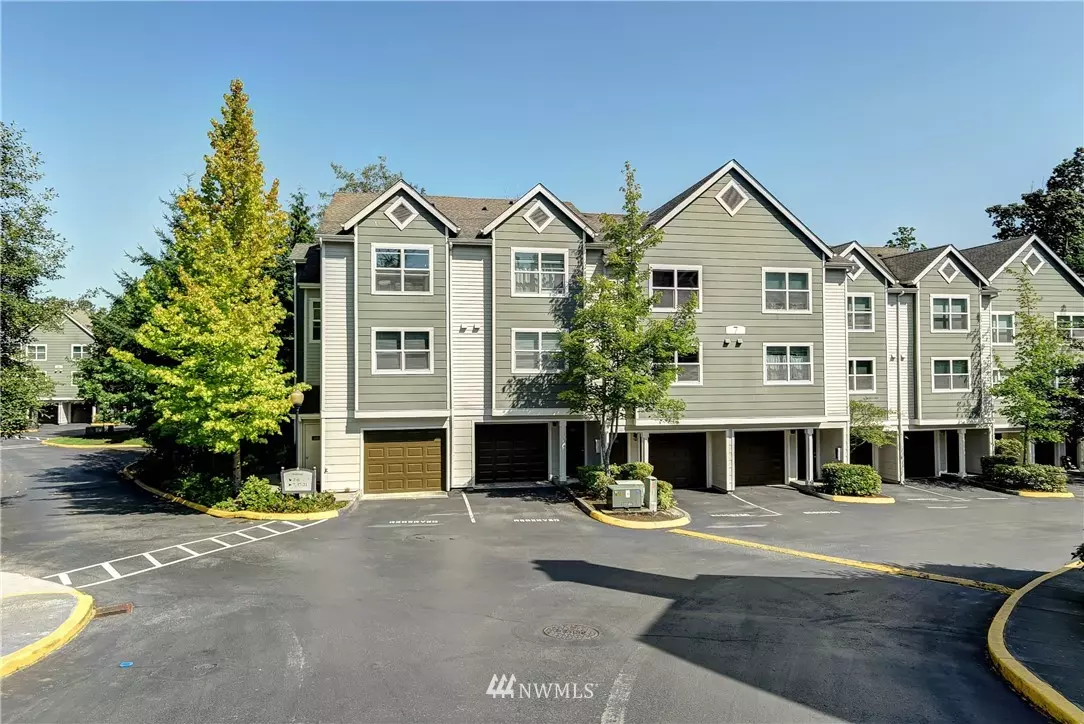 Lynnwood, WA 98087,3116 164th ST SW #703