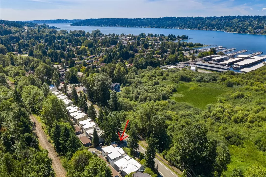 Bellevue, WA 98006,3740 Lake Washington BLVD SE #2B